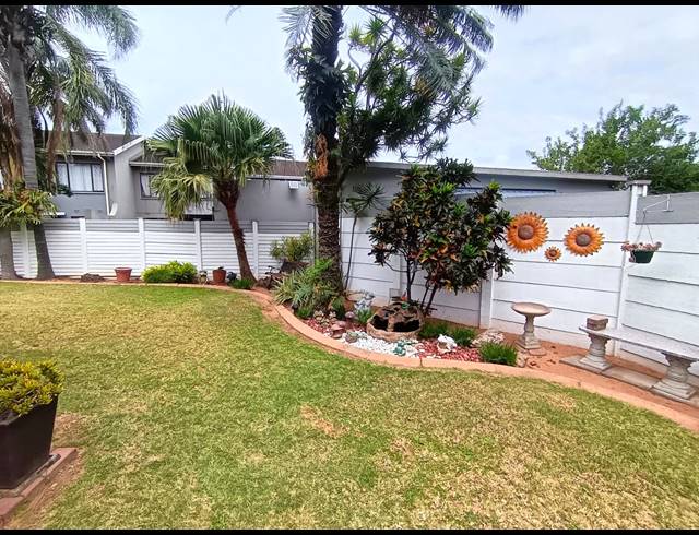 3 BEDROOM SIMPLEX SOLD IN BLUFF